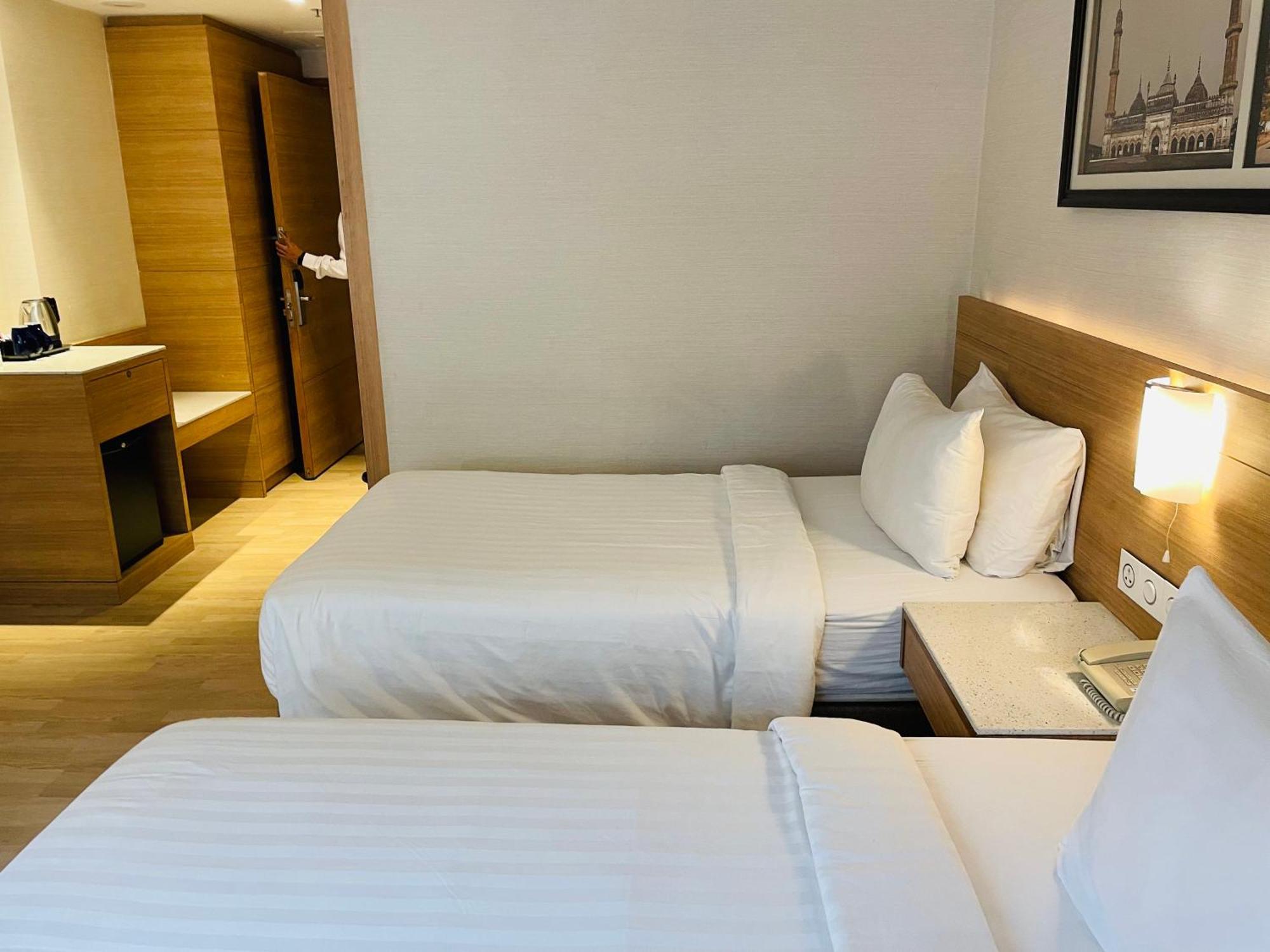 The Grace Residency - Gomtinagar, Lucknow Aparthotel Eksteriør bilde
