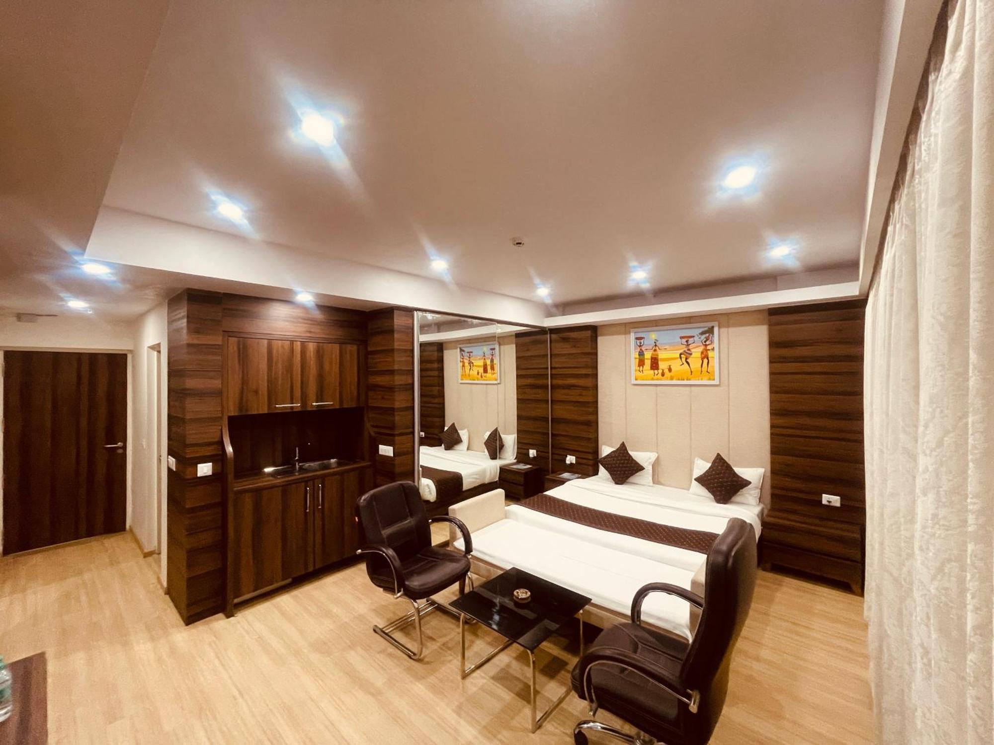 The Grace Residency - Gomtinagar, Lucknow Aparthotel Eksteriør bilde