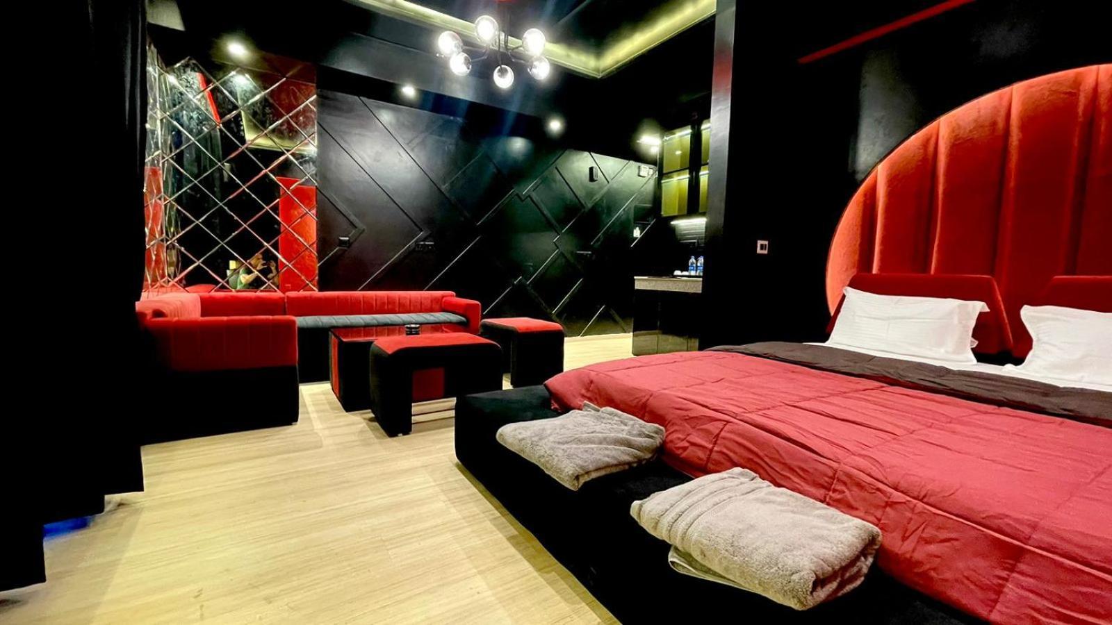 The Grace Residency - Gomtinagar, Lucknow Aparthotel Eksteriør bilde