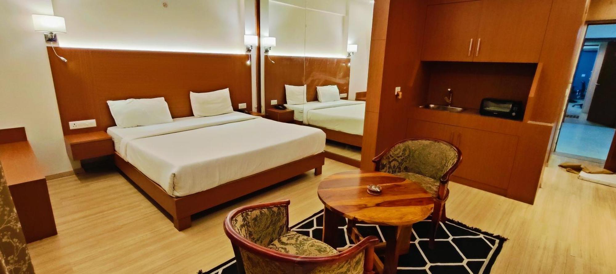 The Grace Residency - Gomtinagar, Lucknow Aparthotel Eksteriør bilde